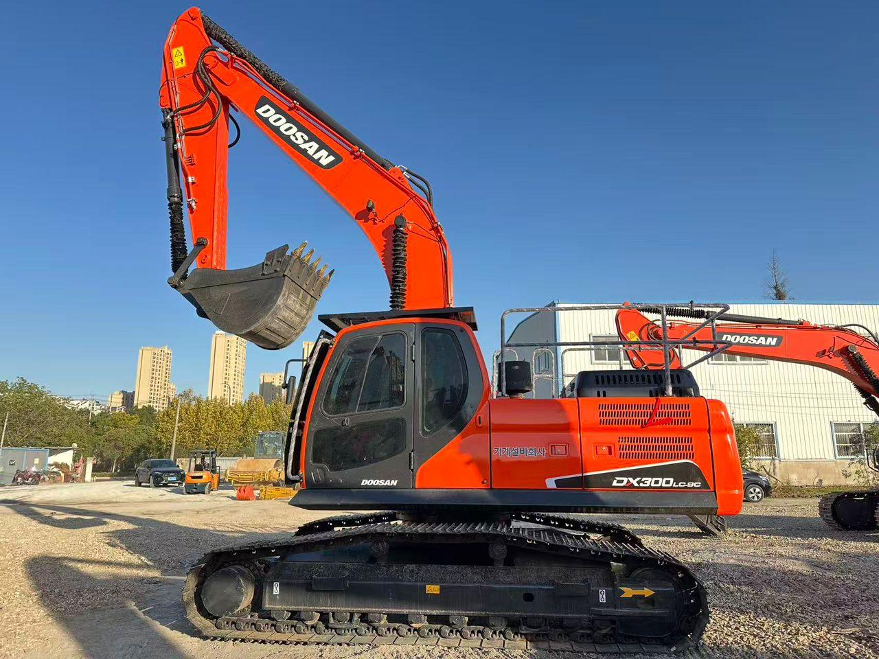 Excavadora Doosan DX300LC